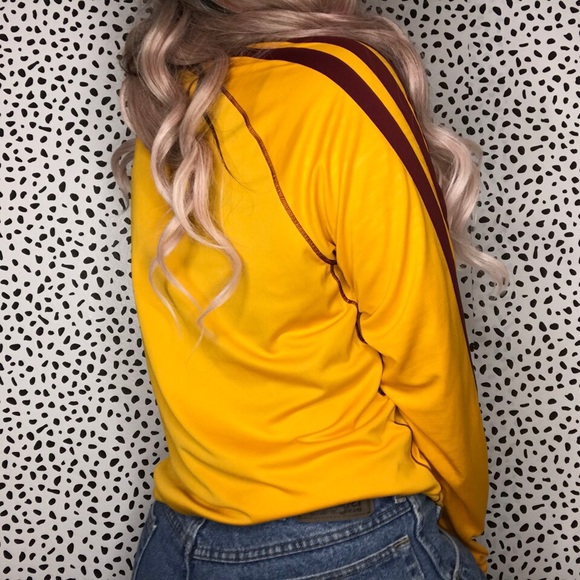 ADIDAS CLEVELAND 🔥🔥 - Picture 3 of 4